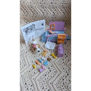Mattel Doggie Daycare Diaper Change with Ginger Playset Vintage 2004 G4460-0920